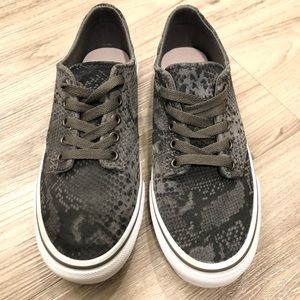 Gently used, like new, snake print Vans